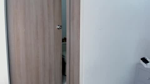 Snapshot of daddysgirrl1_ chatting on December 21, 11:55 am Bethany online show from December 21, 11:55 am