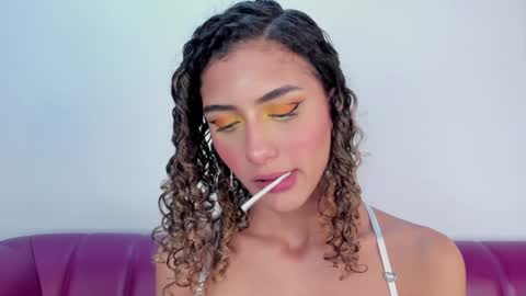 Snapshot of daddysgirrl1_ chatting on January 12, 5:34 am Bethany online show from January 12, 5:34 am