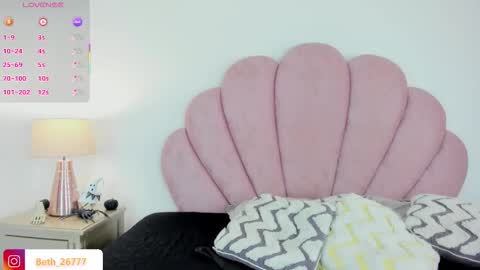 Snapshot of daddysgirrl1_ chatting on October 25, 11:10 pm Bethany online show from October 25, 11:10 pm