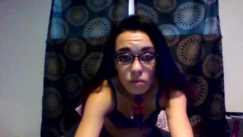 Snapshot of daddysgoodbaby_1423 chatting on October 22, 7:02 pm daddysgoodbaby_1423 online show from October 22, 7:02 pm