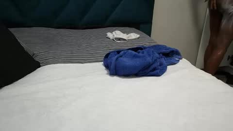 daddyslittleebony online show from November 18, 7:02 am