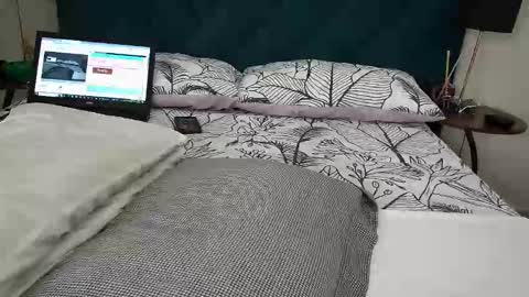 daddyslittleebony online show from April 21, 9:59 am