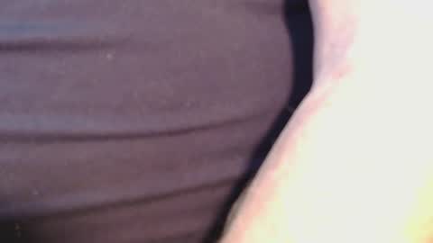 Snapshot of daddysmalls_55 chatting on November 5, 8:09 pm daddysmalls online show from November 5, 8:09 pm