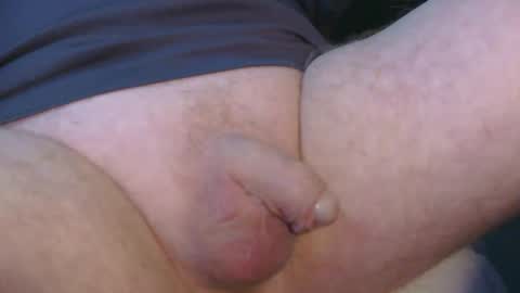 Snapshot of daddysmalls_55 chatting on November 7, 7:03 pm daddysmalls online show from November 7, 7:03 pm