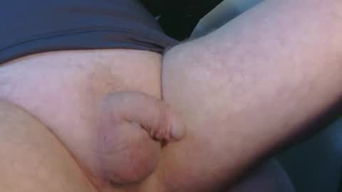 Snapshot of daddysmalls_55 chatting on November 15, 4:36 pm daddysmalls online show from November 15, 4:36 pm