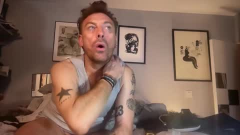 daddyswede23 online show from February 11, 5:01 am