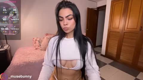 Snapshot of daddysweeeetbody chatting on September 21, 1:51 am Sophie online show from September 21, 1:51 am