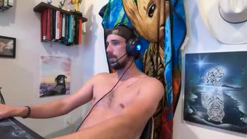 Snapshot of dadgoeswild chatting on May 29, 10:19 pm DadGoesWild online show from May 29, 10:19 pm