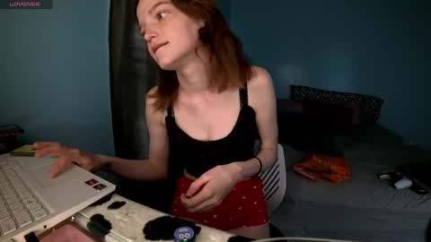 dadwouldbeproud1 online show from April 13, 12:43 pm