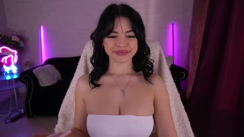 daenerys_daen online show from March 6, 2:29 pm