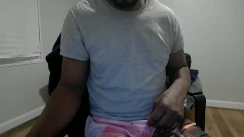 Snapshot of daffyduck71 chatting on December 25, 9:34 am daffyduck71 online show from December 25, 9:34 am