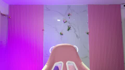 Dafne  online show from June 6, 10:09 am