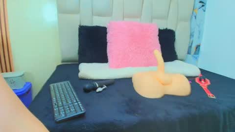 Dafne Castro online show from March 4, 5:41 pm