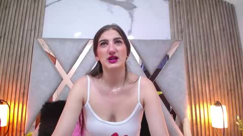 Dafne Castro online show from April 21, 7:39 pm