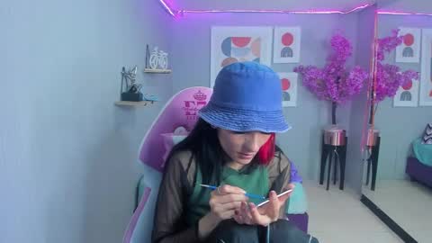Snapshot of dafne_huges chatting on January 10, 10:46 pm dafne huges online show from January 10, 10:46 pm