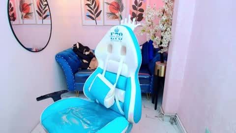 Snapshot of dafne_huges chatting on September 14, 11:31 am dafne huges online show from September 14, 11:31 am