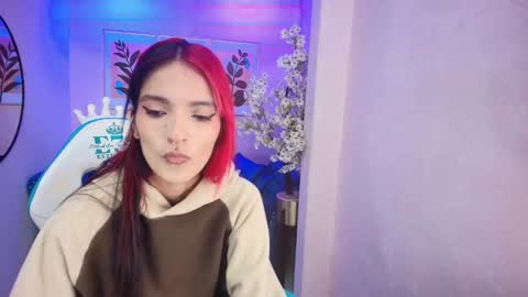 Snapshot of dafne_huges chatting on October 1, 7:31 pm dafne huges online show from October 1, 7:31 pm