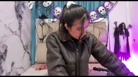 dafne_quenn online show from October 7, 1:41 pm