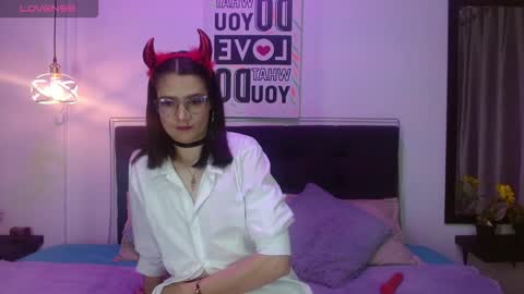 dafne_xx_ online show from October 15, 1:55 pm