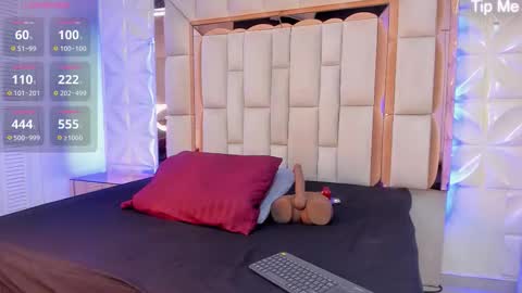 Dafnee online show from November 10, 12:04 pm