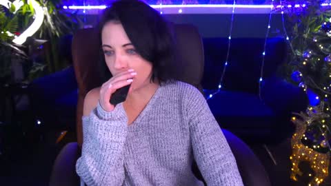 Dafni Mon online show from December 9, 7:39 am
