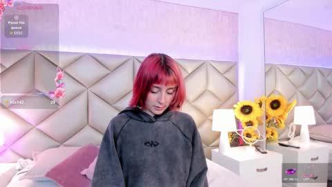 Dafnne online show from December 5, 4:54 am