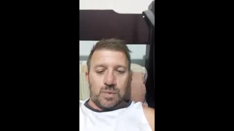 Snapshot of daguia72 chatting on March 12, 1:56 am daguia72 online show from March 12, 1:56 am