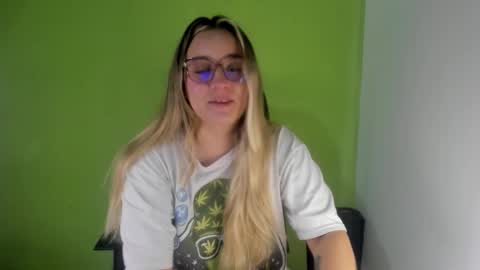 Snapshot of dahia888 chatting on October 26, 9:04 am Dahia online show from October 26, 9:04 am