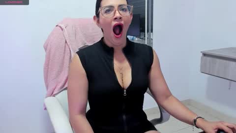 Snapshot of dahian_carter chatting on October 11, 2:04 pm Dahian  online show from October 11, 2:04 pm