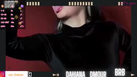 Dahiana  online show from November 29, 11:24 am