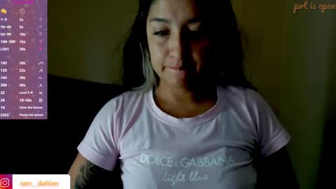 Snapshot of dahiana_dmour chatting on April 28, 12:21 pm Dahiana online show from April 28, 12:21 pm