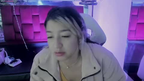 Snapshot of dahiana_dmour chatting on May 11, 4:04 pm Dahiana online show from May 11, 4:04 pm
