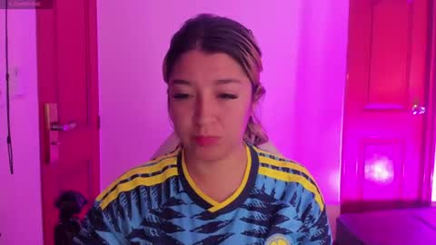 Snapshot of dahiana_dmour chatting on June 17, 12:07 pm Dahiana online show from June 17, 12:07 pm
