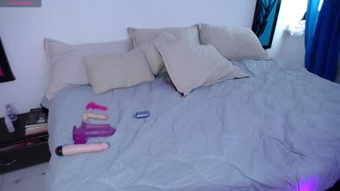 Dahiana online show from January 22, 2:14 pm