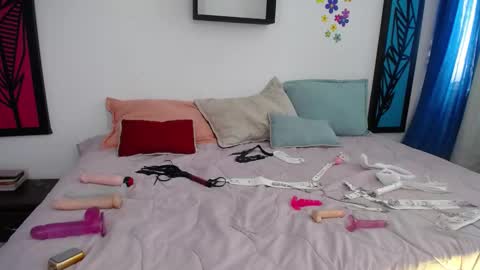 Dahiana online show from February 12, 6:09 pm