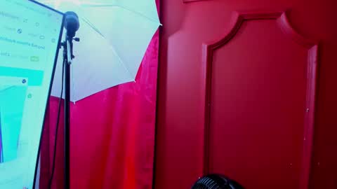 Dahiane Connor online show from November 2, 11:34 am