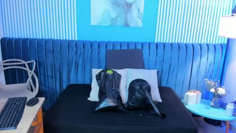 Dahiane Connor online show from April 18, 11:36 am