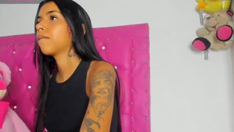 Snapshot of dahiangomezz chatting on December 13, 2:38 pm online show from December 13, 2:38 pm