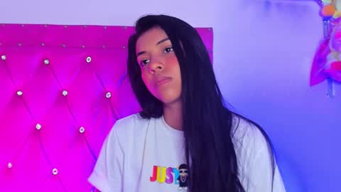 Snapshot of dahiangomezz chatting on January 20, 8:50 pm online show from January 20, 8:50 pm