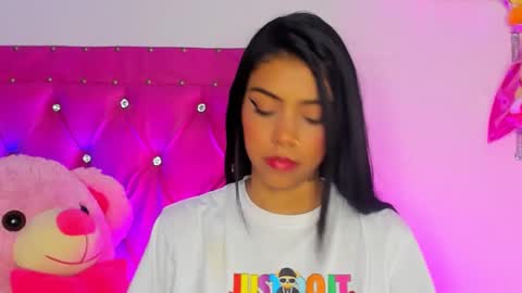 Snapshot of dahiangomezz chatting on January 21, 8:52 am online show from January 21, 8:52 am