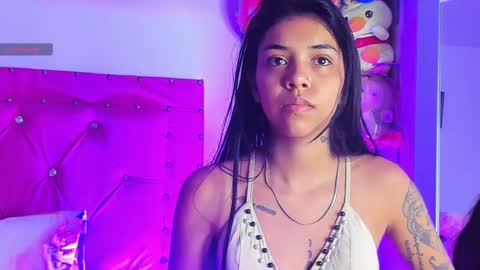 Snapshot of dahiangomezz chatting on February 26, 10:58 am online show from February 26, 10:58 am