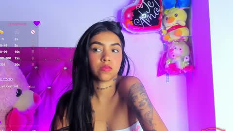 Snapshot of dahiangomezz chatting on March 5, 11:17 am online show from March 5, 11:17 am