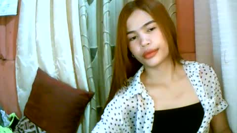 Im Dahlia online show from December 30, 2:09 am
