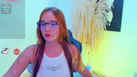 Snapshot of dahlia_rossi chatting on October 1, 5:13 am Dahlia online show from October 1, 5:13 am