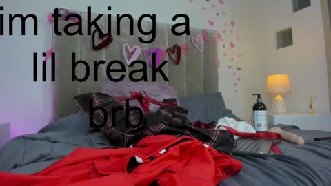 Snapshot of dahlia_rousse chatting on March 1, 2:48 am Dahlia online show from March 1, 2:48 am