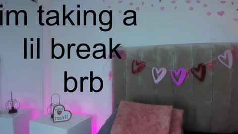 Snapshot of dahlia_rousse chatting on March 8, 5:17 am Dahlia online show from March 8, 5:17 am