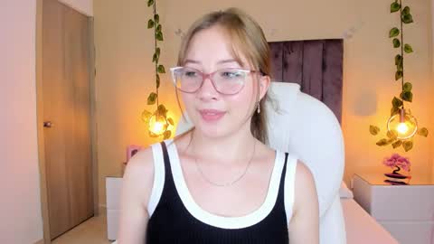 Snapshot of dahlia_rousse chatting on September 27, 8:47 pm Dahlia online show from September 27, 8:47 pm