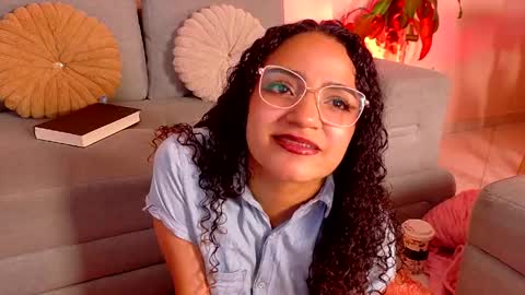 Snapshot of dahliabrowniee chatting on April 29, 4:38 am Dahli online show from April 29, 4:38 am
