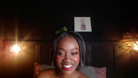 DAHYAN online show from November 7, 1:55 pm