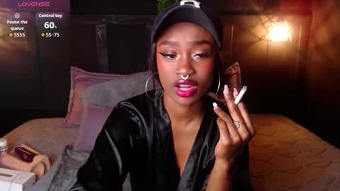 DAHYAN online show from November 16, 1:49 pm